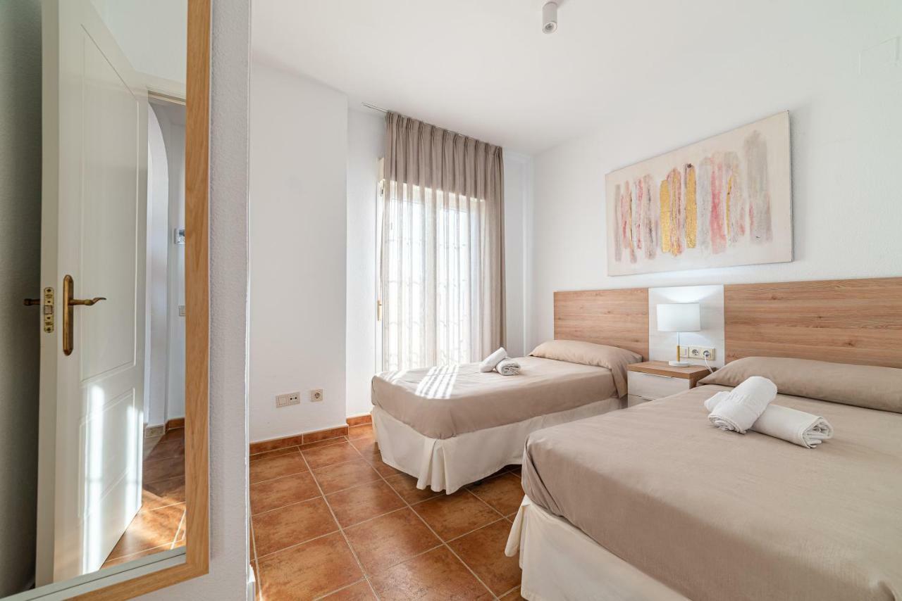 Apartamentos Costaluz Las Dunas Исла-Канела Экстерьер фото